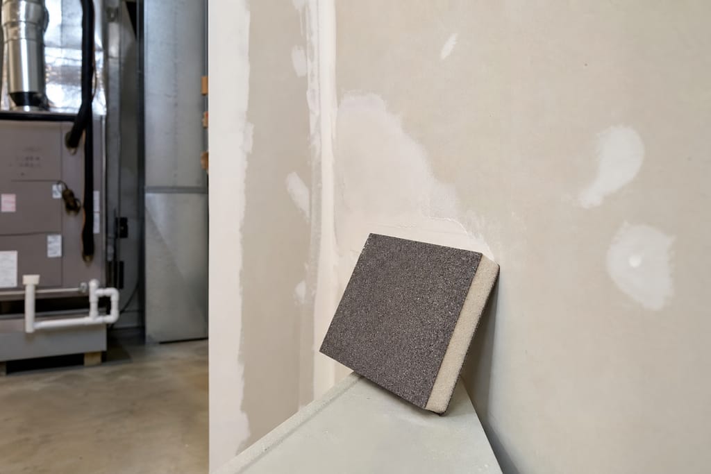Fine-grit sanding sponge photo