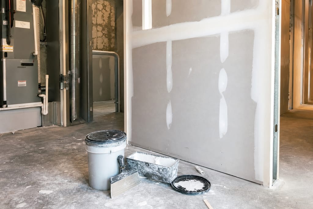 Fast-setting compound for tight turnaround windows photo